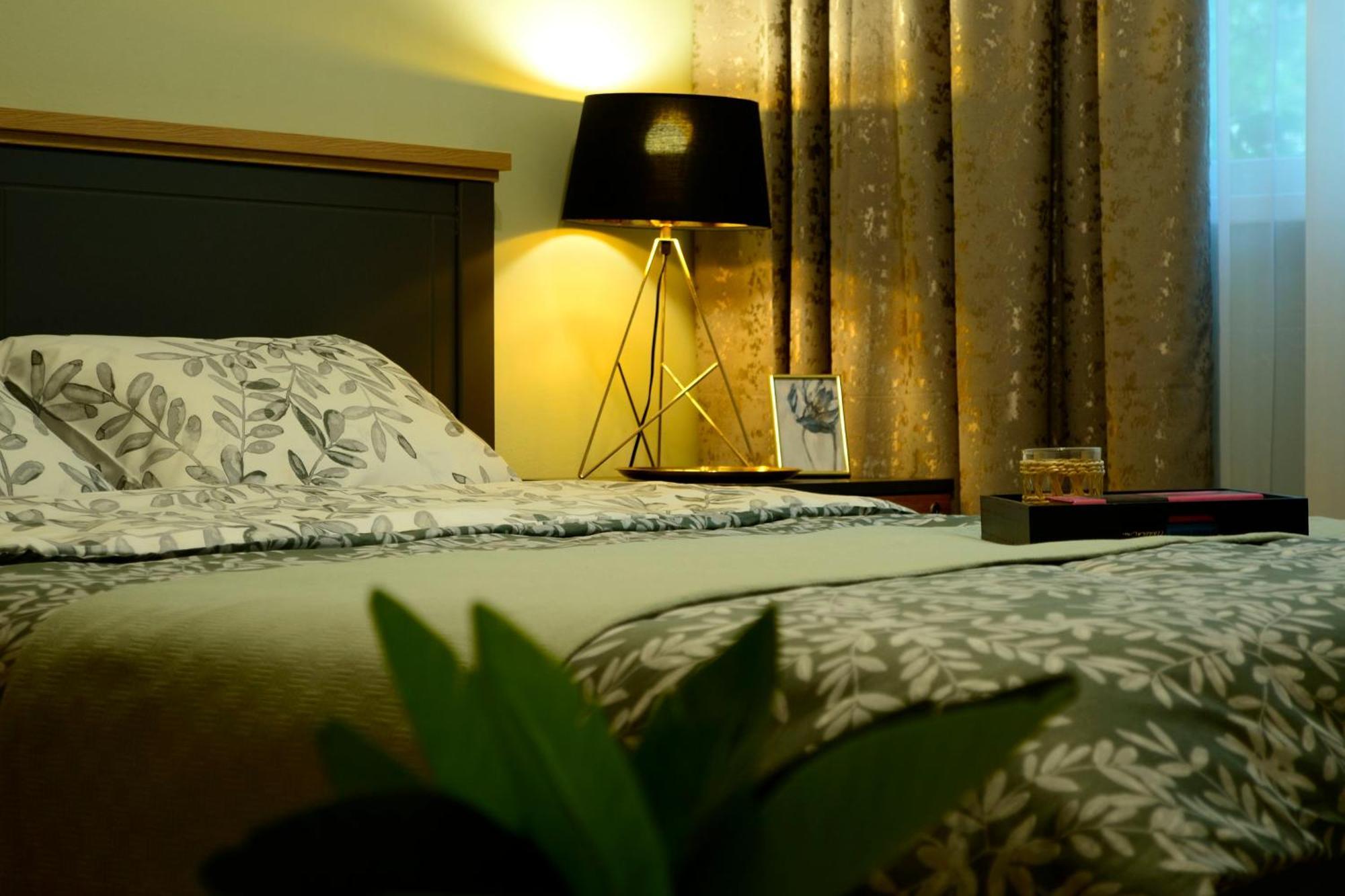 Cozy 2 Rooms Apartment Drumul Taberei Bucharest Exterior photo